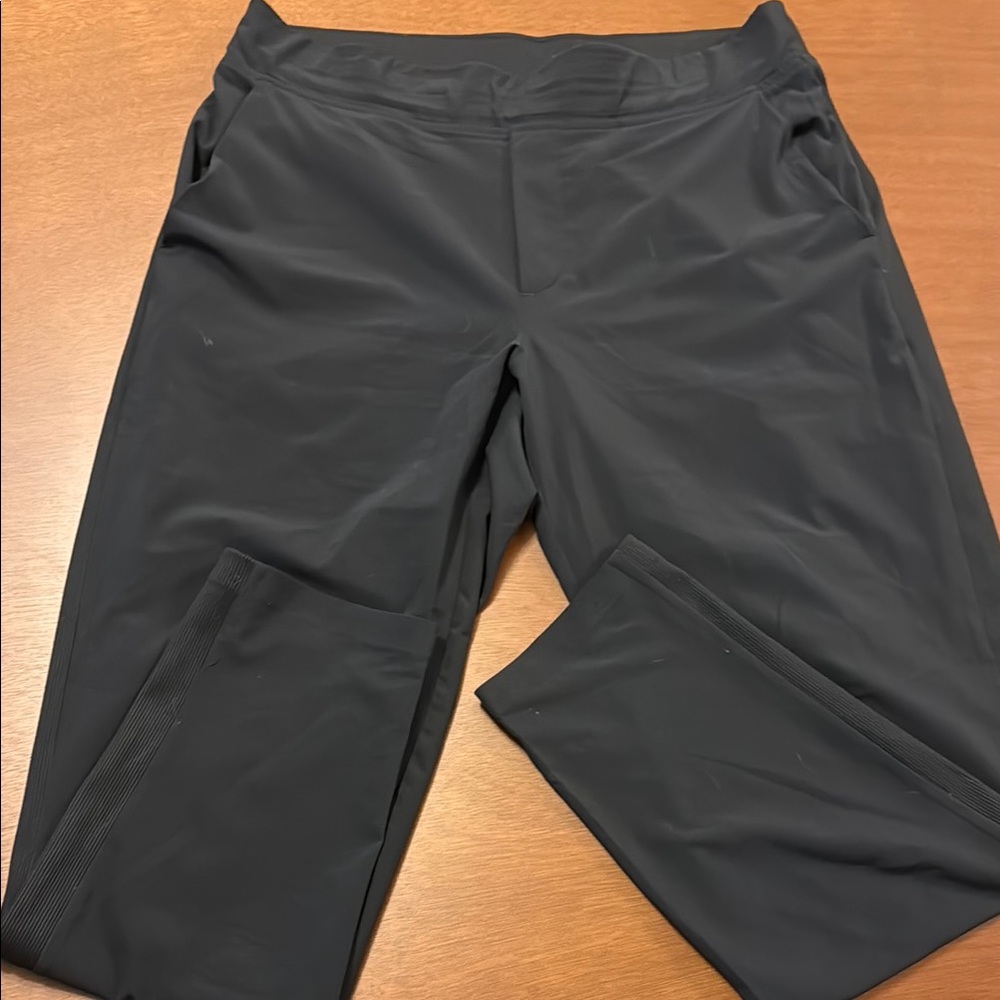 Athleta Brooklyn Black Cropped Ankle Pants